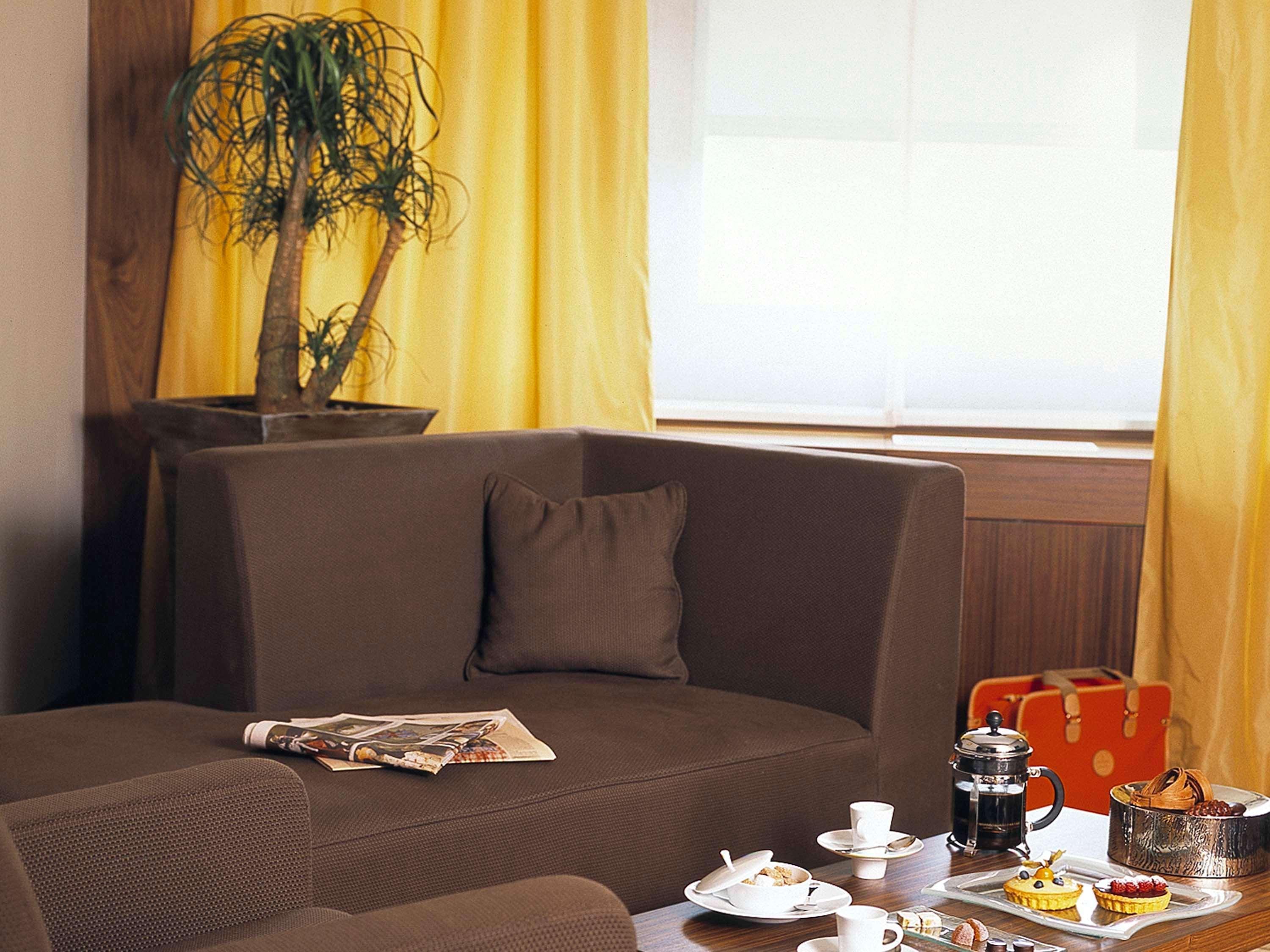 Hotel Sofitel Lyon Bellecour Exterior foto A room at the hotel