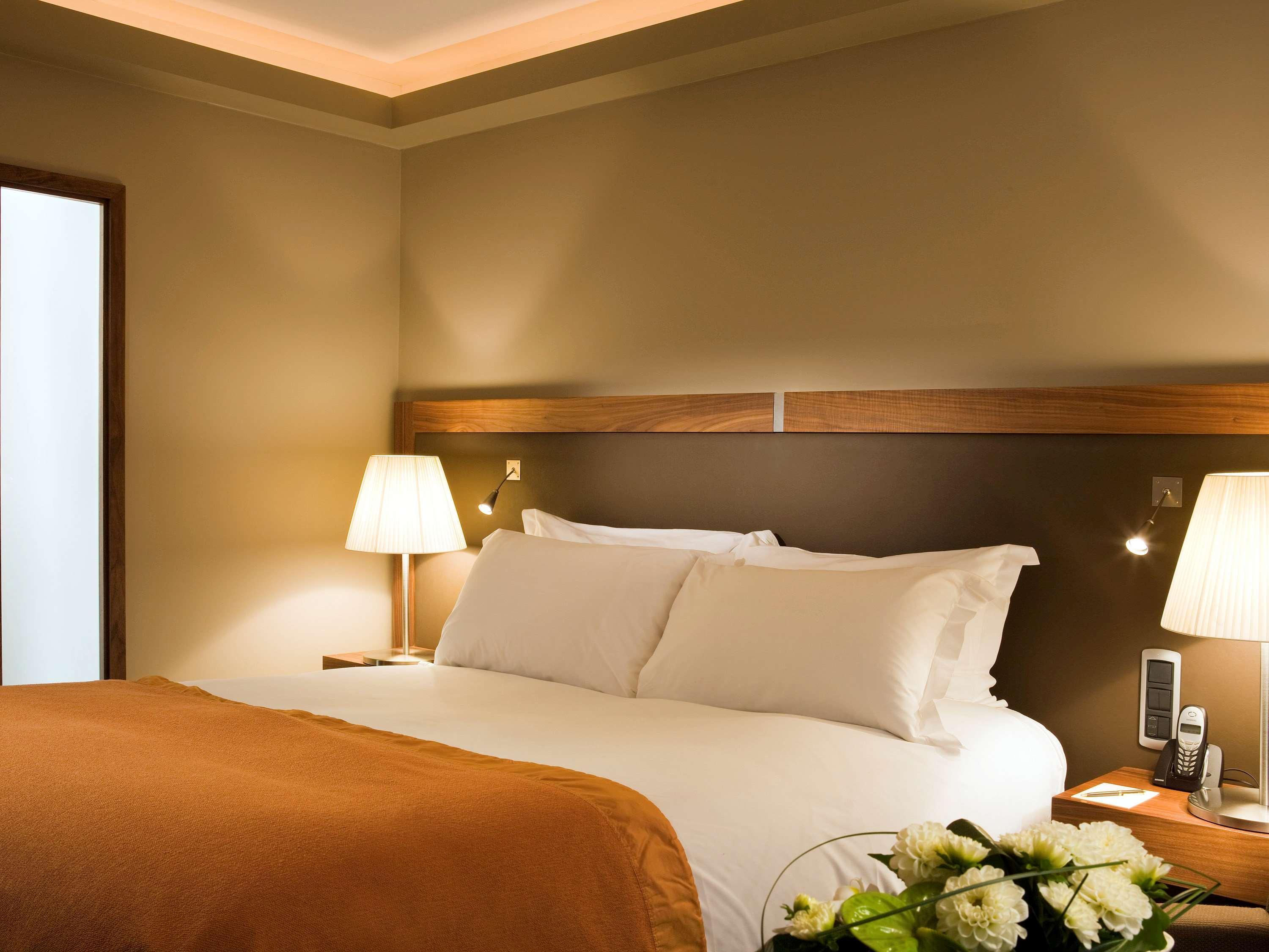 Hotel Sofitel Lyon Bellecour Exterior foto A bedroom at the hotel