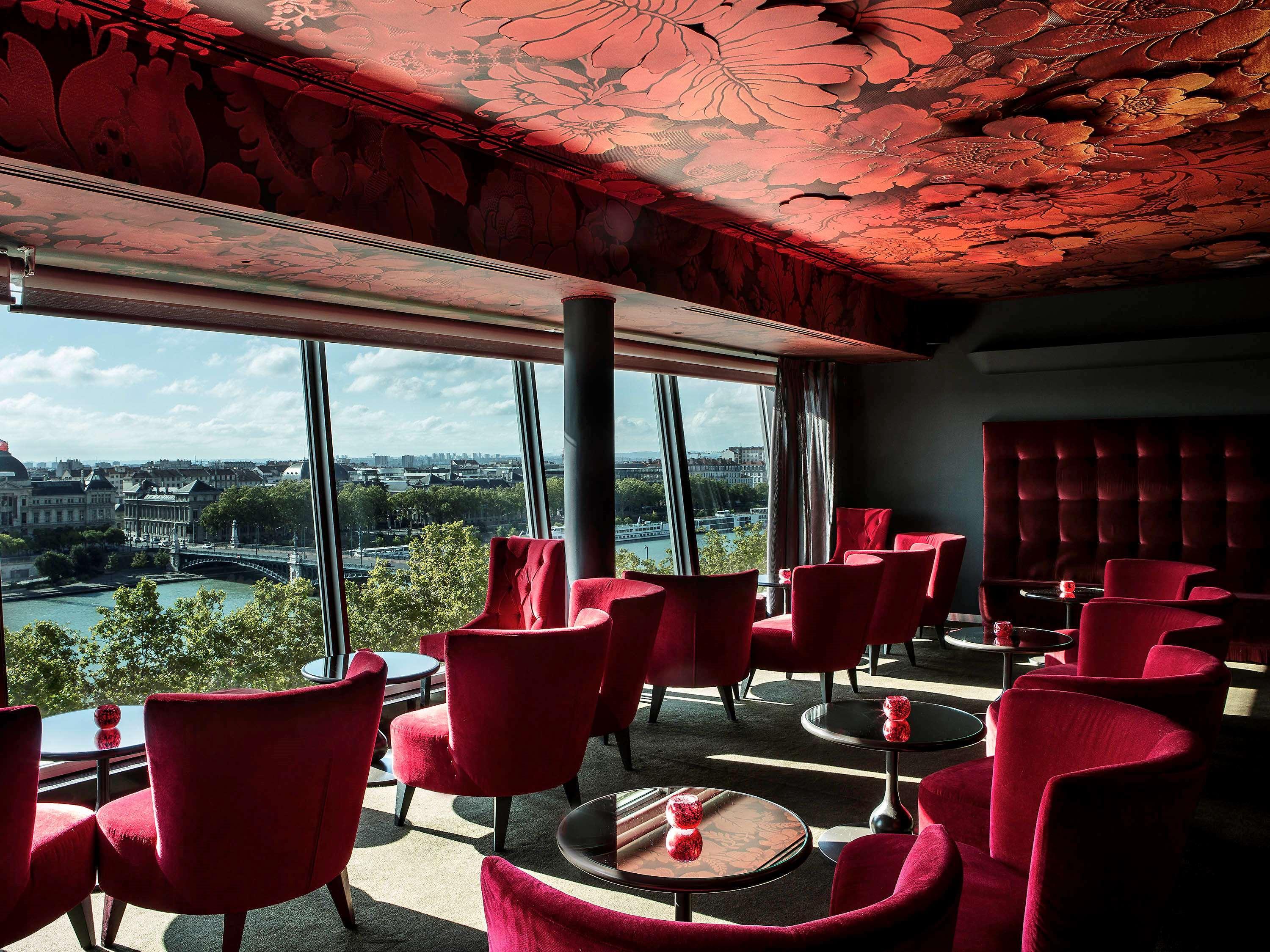 Hotel Sofitel Lyon Bellecour Exterior foto The interior of the restaurant
