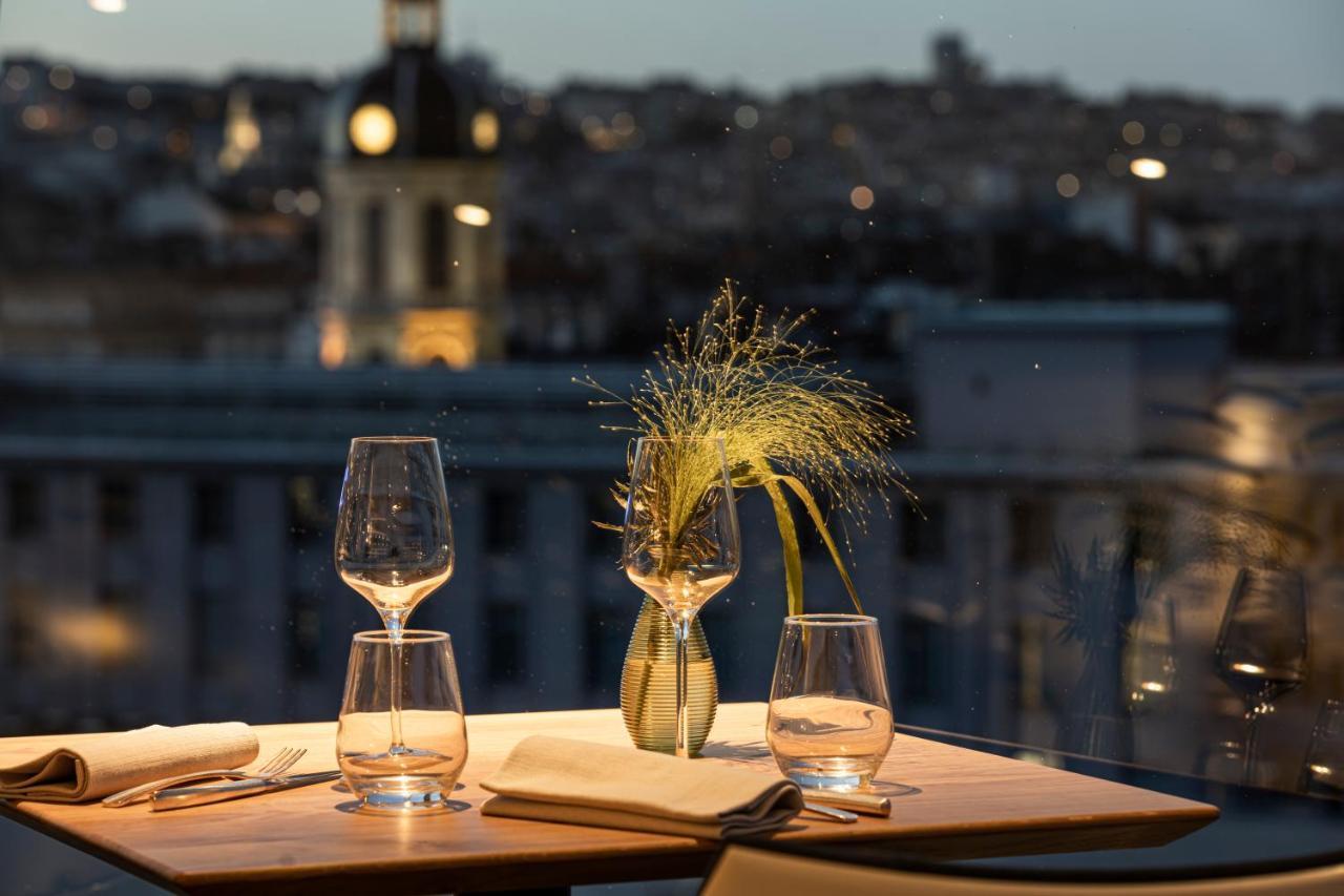 Hotel Sofitel Lyon Bellecour Exterior foto Restaurant 1728