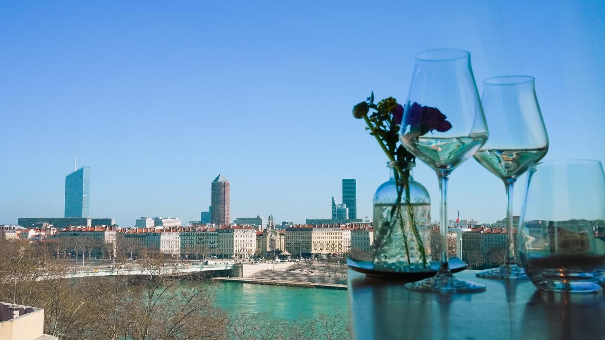 Hotel Sofitel Lyon Bellecour Exterior foto View of Vienna
